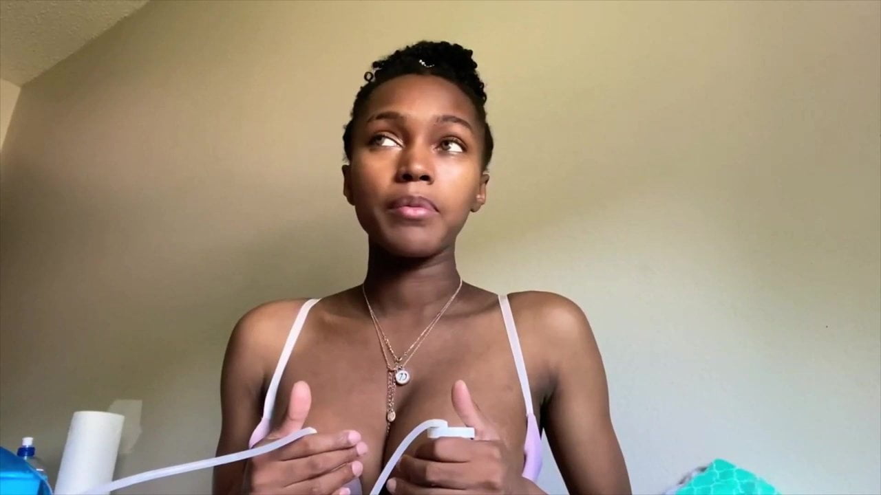 Ebony Lactating Boobs - Cute young Ebony pumps her titty milk for Youtube | xHamster