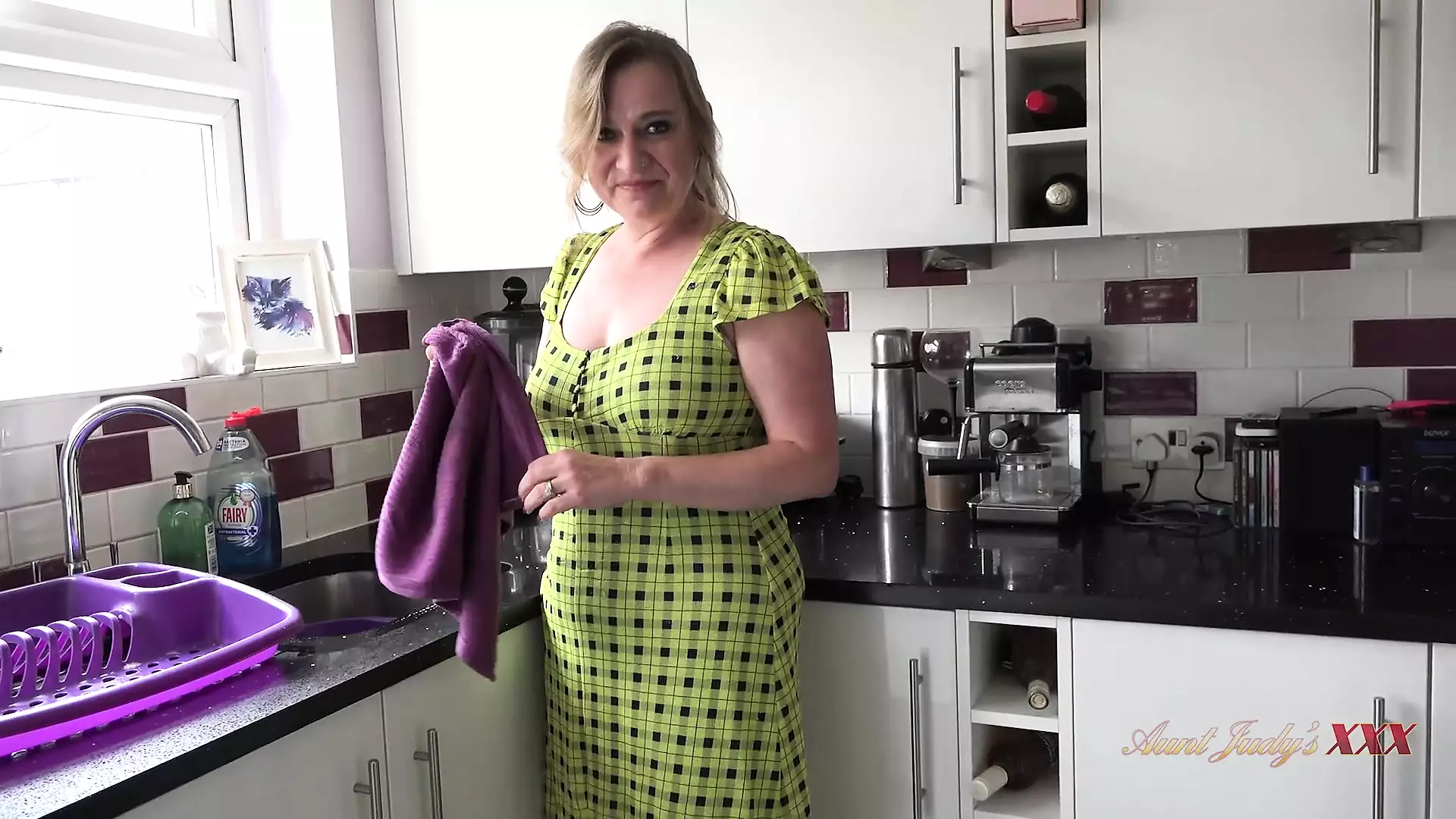 Auntjudysxxx - 46 -jarige milf huisvrouw met grote tieten nel
