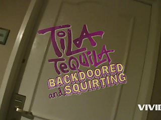 Deepthroat backdoor - Tila tequila - backdoored squirting