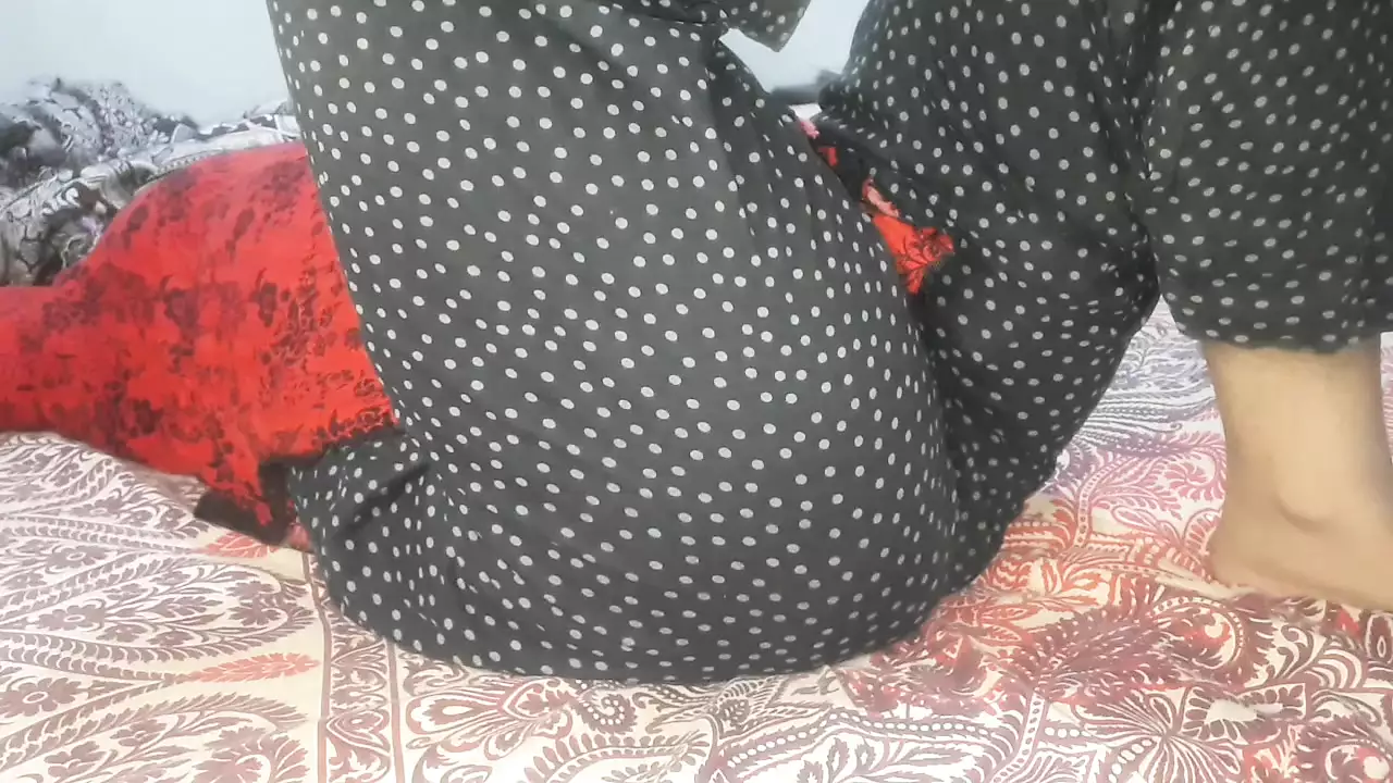 First Time Desi Stepmom Has Anal Sex With Newly Married Indian Bhabhi, Hard Fuck With Clear Hindi Audio, Real Homemade picture