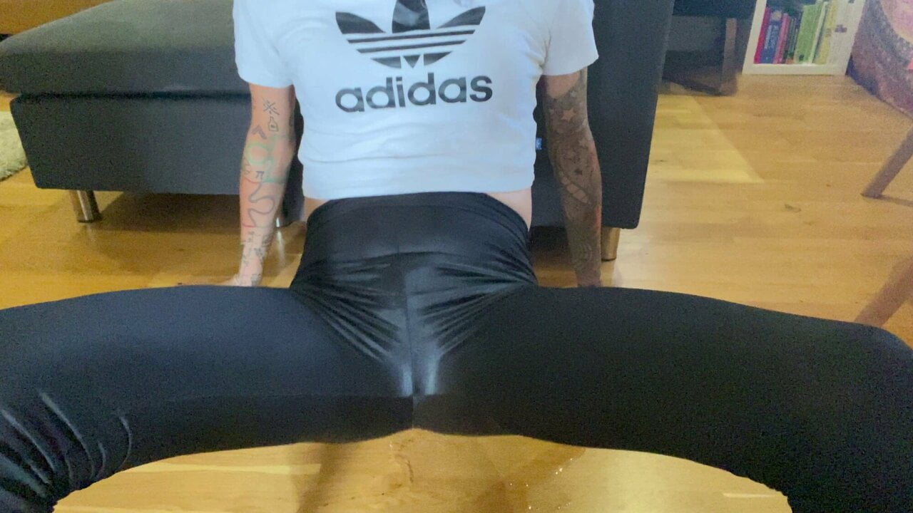 Yoga Pants Porn Piss - Request - Trans Pissing Peeing in Wet Look Shiny Leggings | xHamster