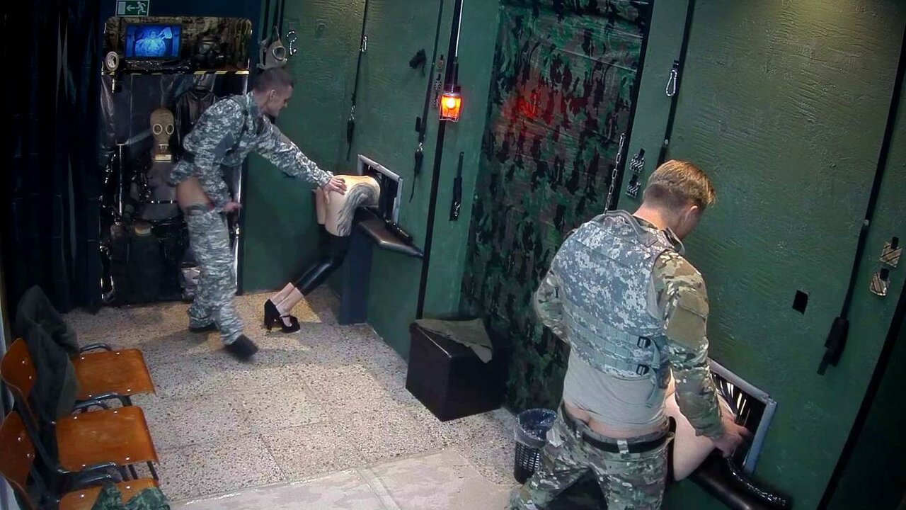 Porno les femmes militaires libres