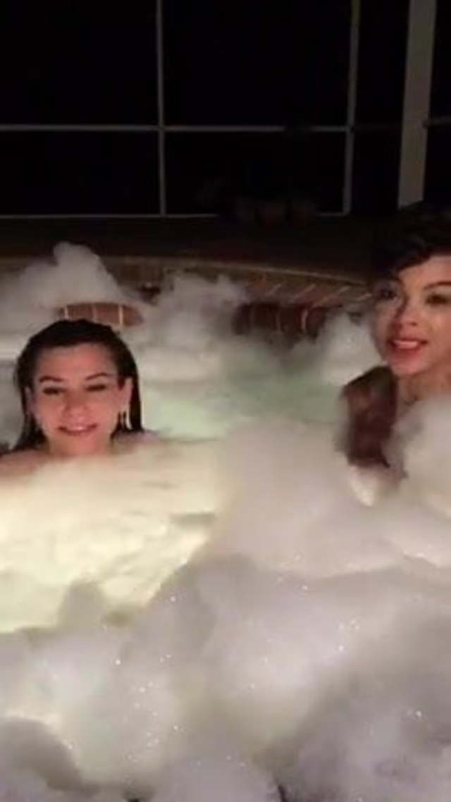 Two Girls Periscope Bath