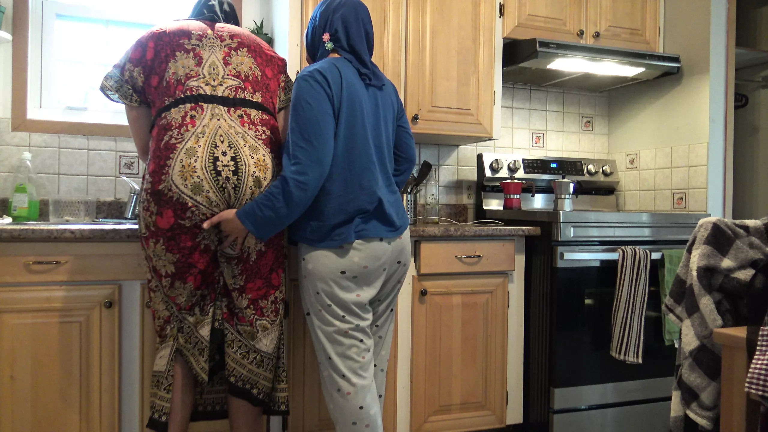 arabic lesbians home a lone homemade