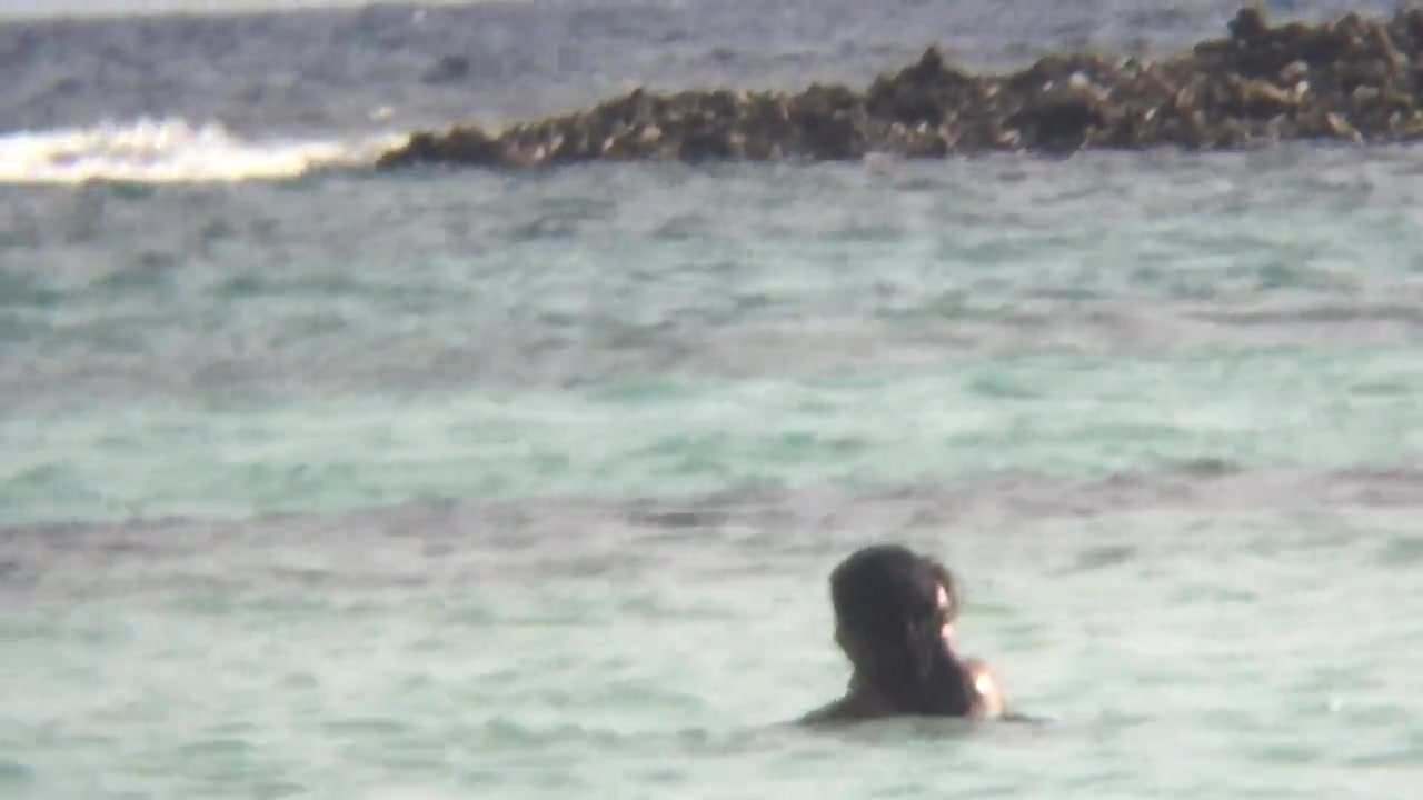 aruba beach bikini milf sexy wife