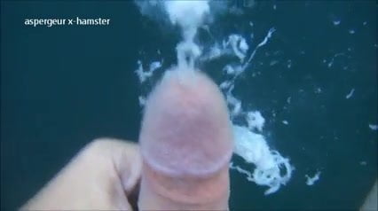 426px x 238px - Underwater Cumshot: Free Man Porn Video df | xHamster