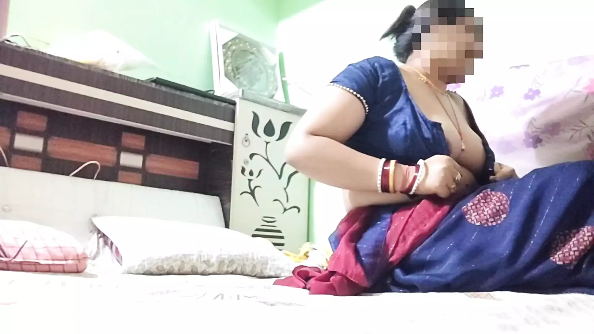First time sex with girlfriend in hotel room hindi,phli baar girlfriend ke sath