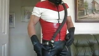 RUBBER HOUSEWIFE WANKS OWNER OFF