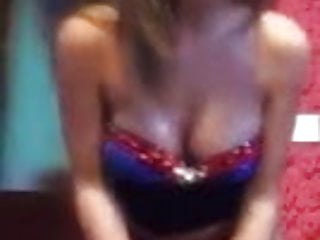Amateur girl on webcam - Serbian amateur girl dancing on webcam