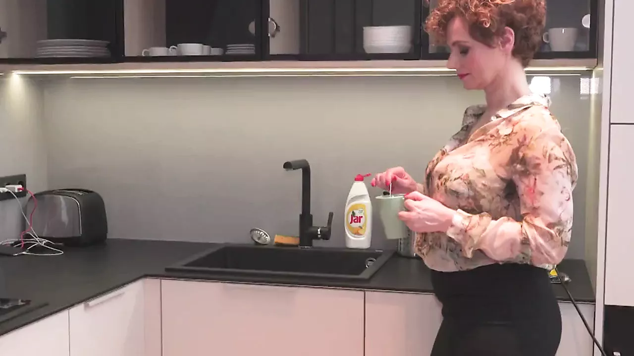 busty mature mom makes bad coffee but good sex wife orgasm