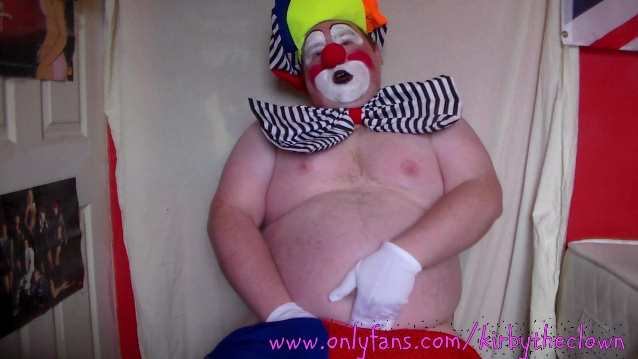 Fat Clown Porn - Felch the Wanking Clown, Free Gay Wanking Porn 9b | xHamster