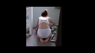 Peeking on wifes fat panty ass