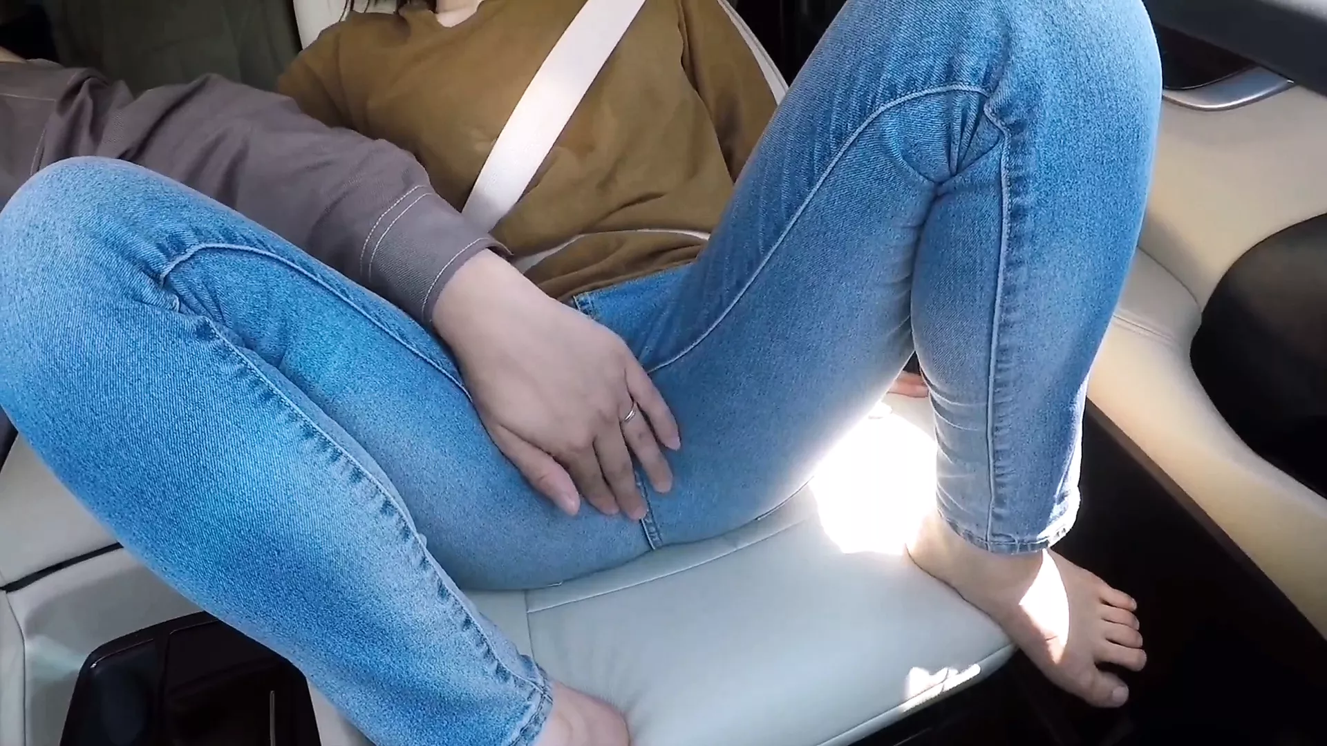 Masturbating jeans