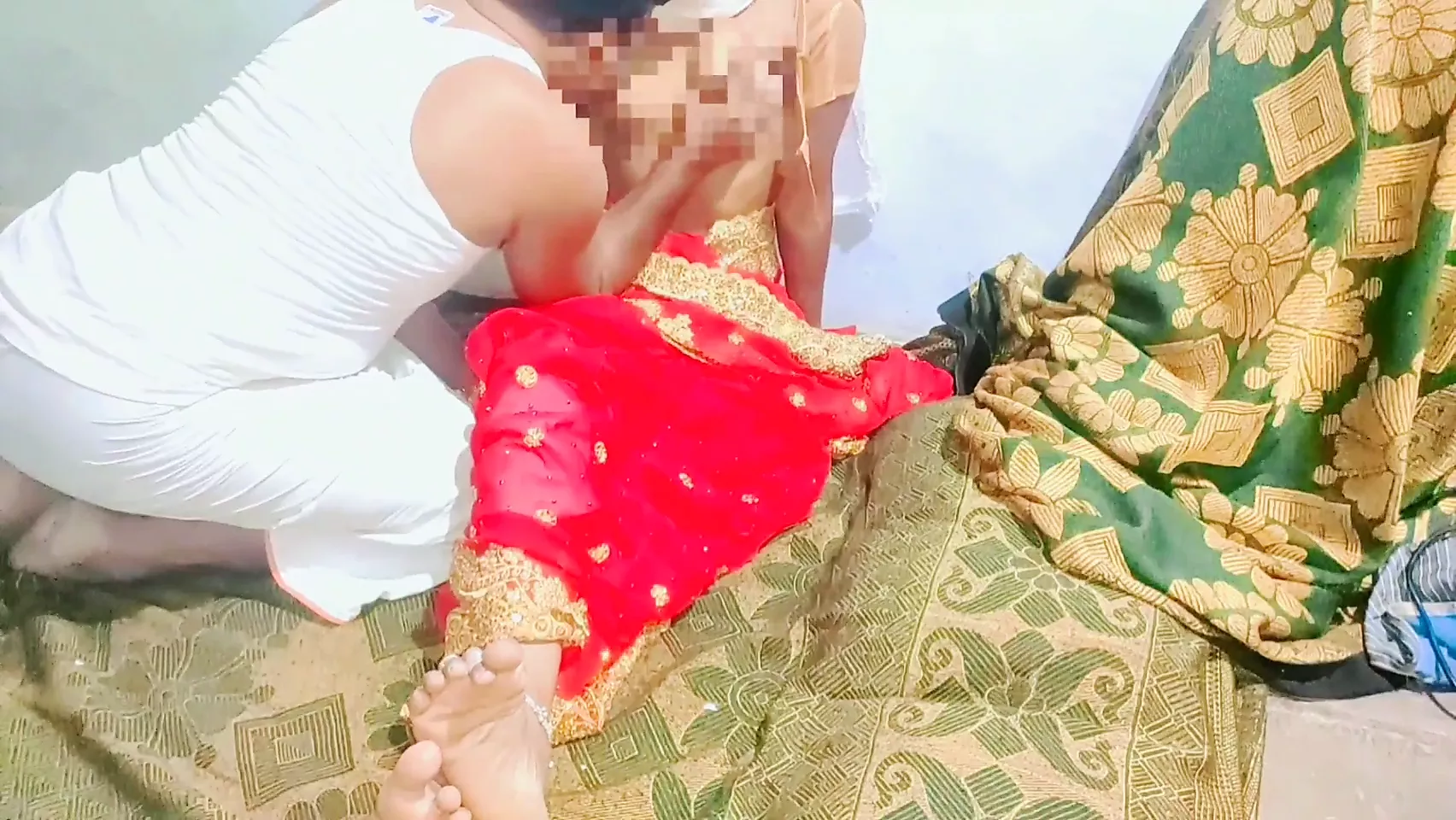 sari wearing wife in couple
