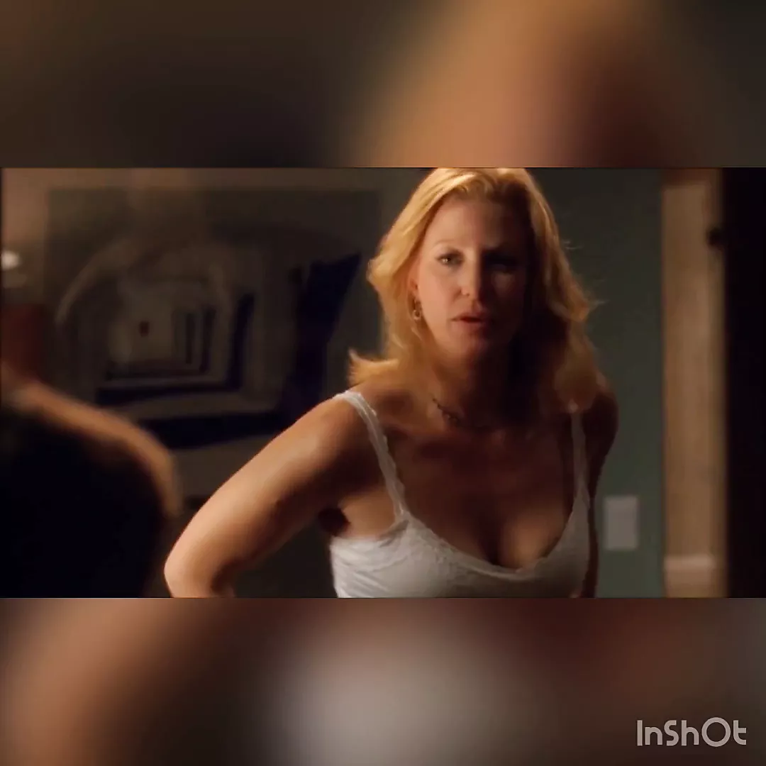 Anna Gunn moaning like a whore in Breaking image