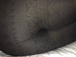 Men pissing pants - Pissing pants on bed