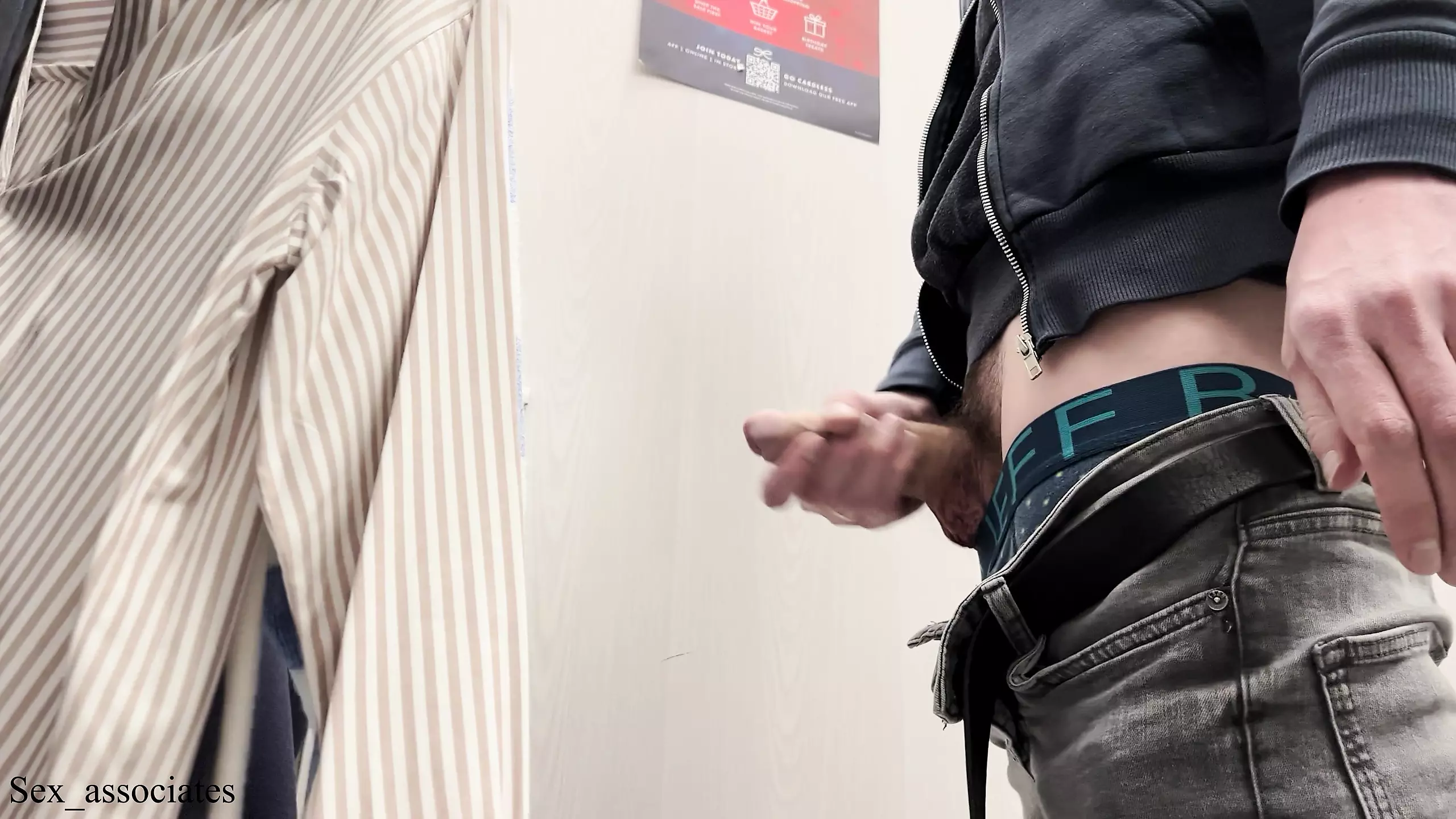 Public Dick Flash In Front Of The Store Assistant In Westfield, London, Ended Up With A Blowjob In The Changing Room