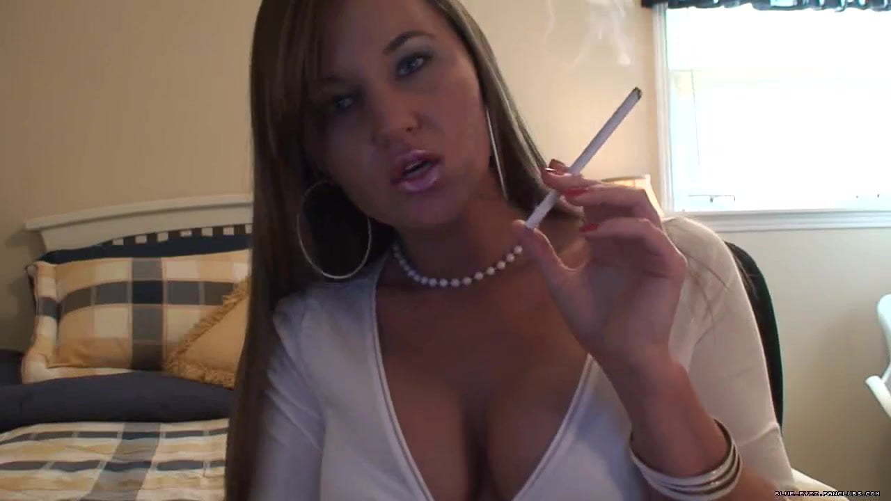 Sexy Women Smoking Porn Tube