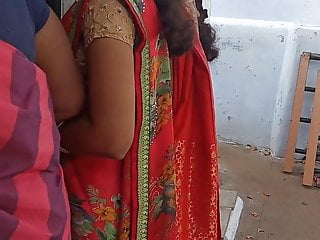 Side boob tit nipple - Tamil hot college girl side boobs in saree at temple hd
