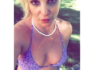Hot bikini workout - Britney spears cute and sexy bikini workout