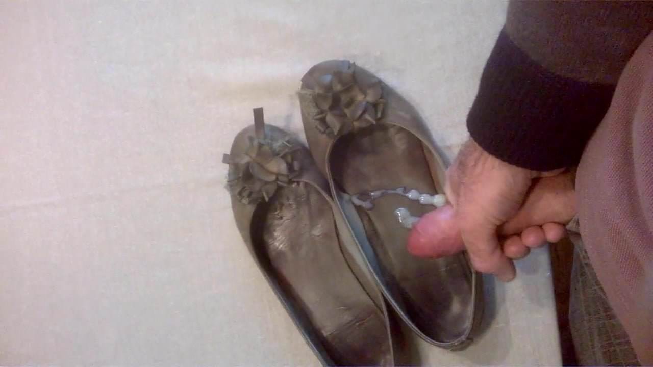cum in my wifes shoes