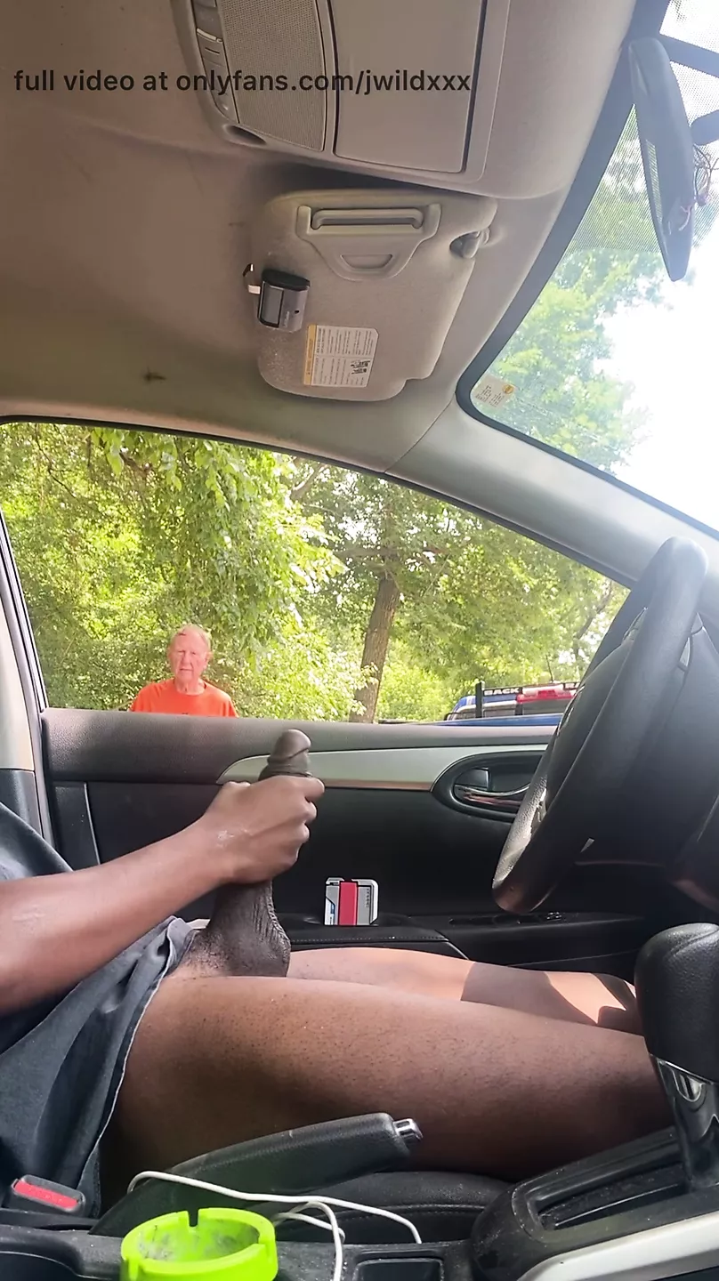 BIG COCK OLD MAN CATCHES ME STROKING WHILE CRUISING!
