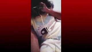 sri lankan girl video call with her boyfriend