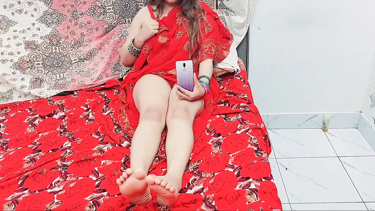 Punjabi Wife Masturbating While She is Watching Porn On Her Mobile With Loud Moaning