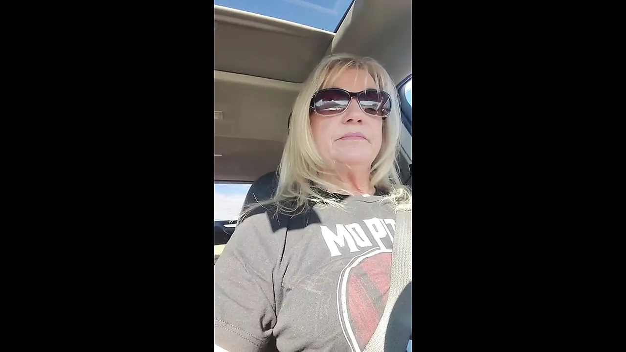 Solo - White Hot Sexy Grandma in Her Car, Porn 77 | xHamster