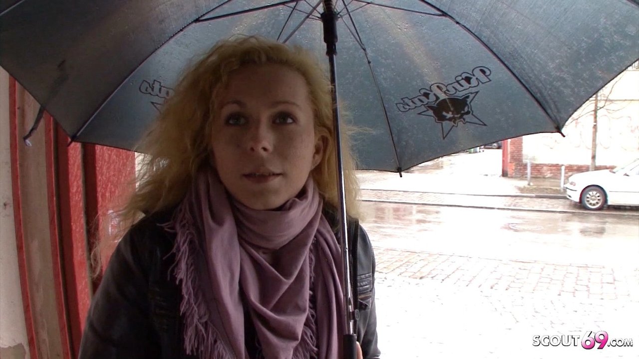 Madura seduce a follar por dinero en efectivo en casting callejero alemán xHamster