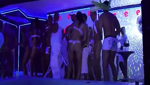Velvet Swingers Club Boat Party With Huge Gangbang Carnival Xxx