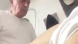 Maduro Coroa Metendo. old man fuck. daddy