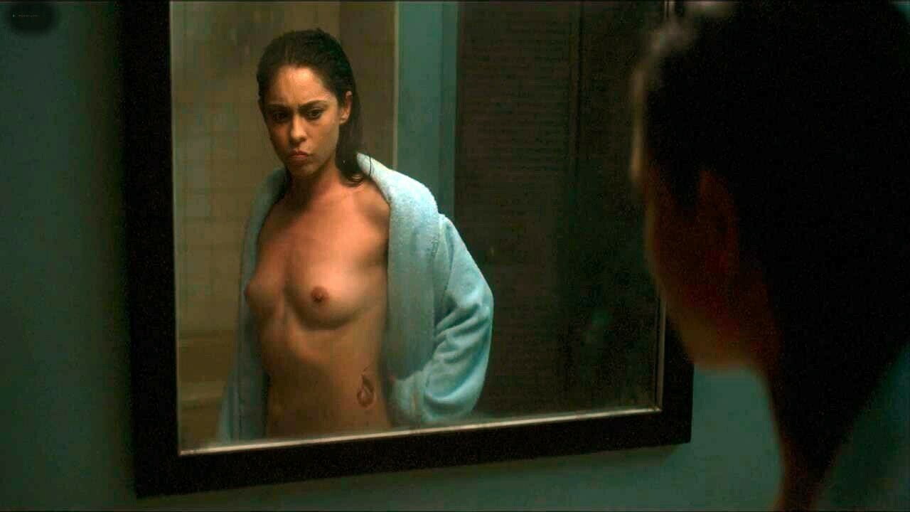 Rosa Salazar Nude