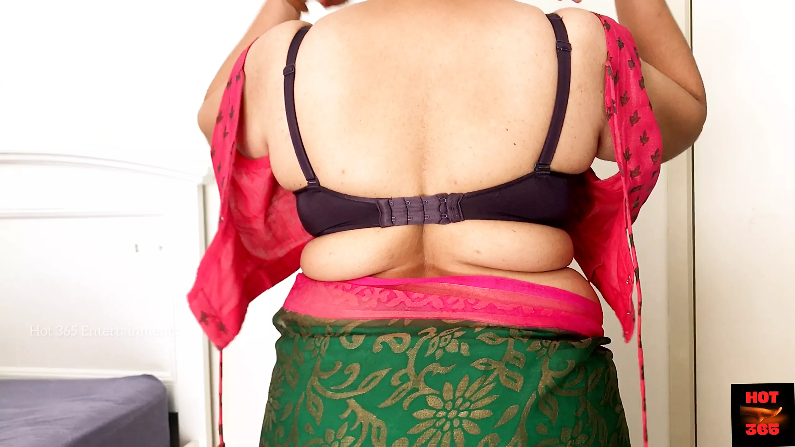 Sexiest Saree Draping in an Erotic Pose - No picture