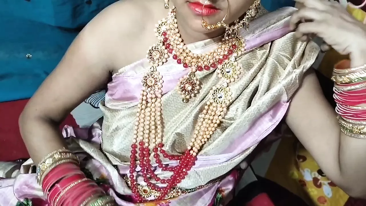 marathi housewife fucks suhagrat