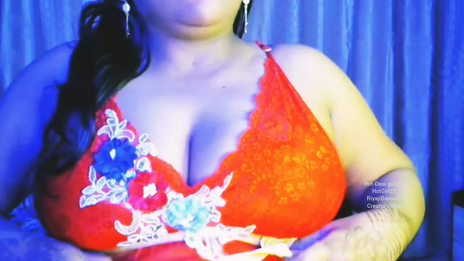 Excited Girl Riyajibansalg Hot Girl 21 in the Desire of Sex Made Online Video Call and Showed off Her Boobs and Showed image