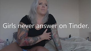 BBW strips naked and fucks on webcam