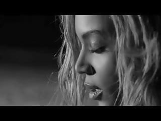 Black celebrity sexy - Beyonce amazingly sexy music video
