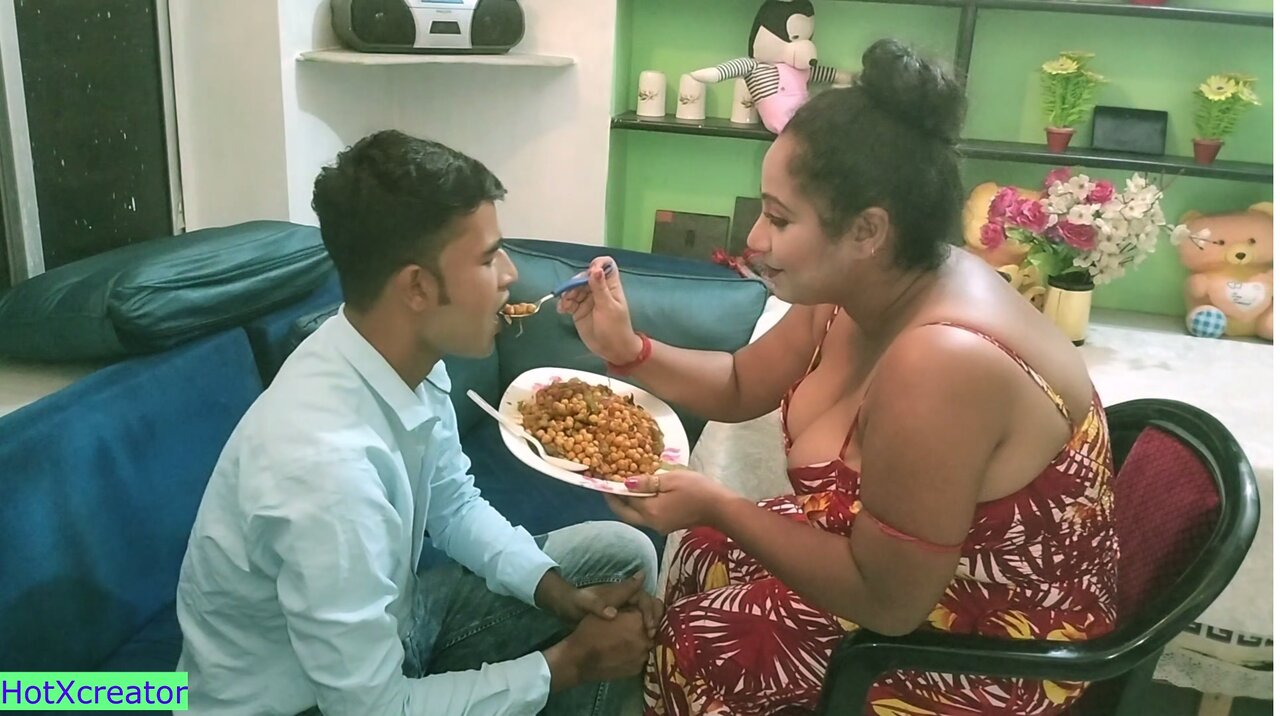 Esposa gostosa indiana faz sexo privado com chefe para promoção !! marido não sabe xHamster