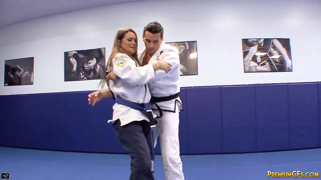 Karate girl is so pretty and has hardcore sex with her coach