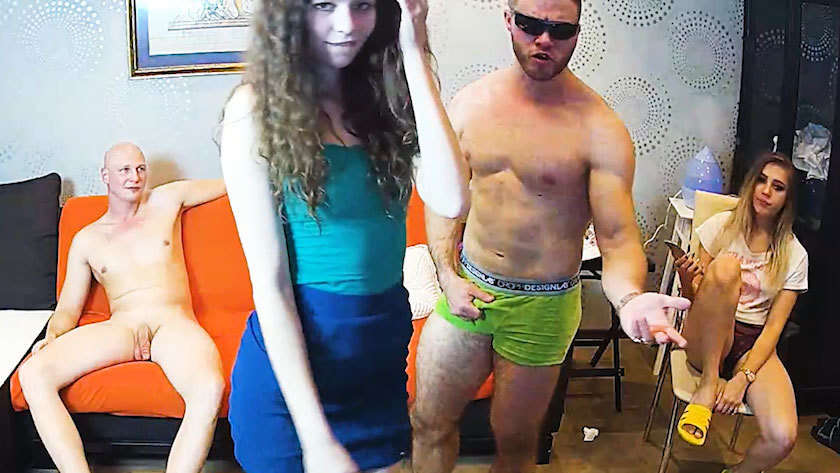 840px x 473px - Adult Amateur Group in Crazy Russian Webcam Show | xHamster