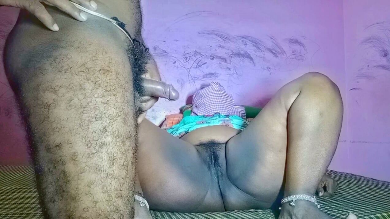 Teen local boy sex with hot tamil aunty photo