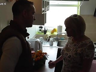 Mature mom sex stories free Home story with british mom and young lover