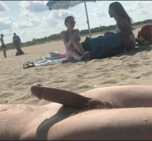 Porno free beach