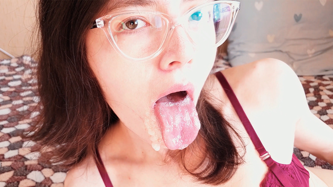Slutty Girlfriend Loves Getting Cum In Her Mouth After picture