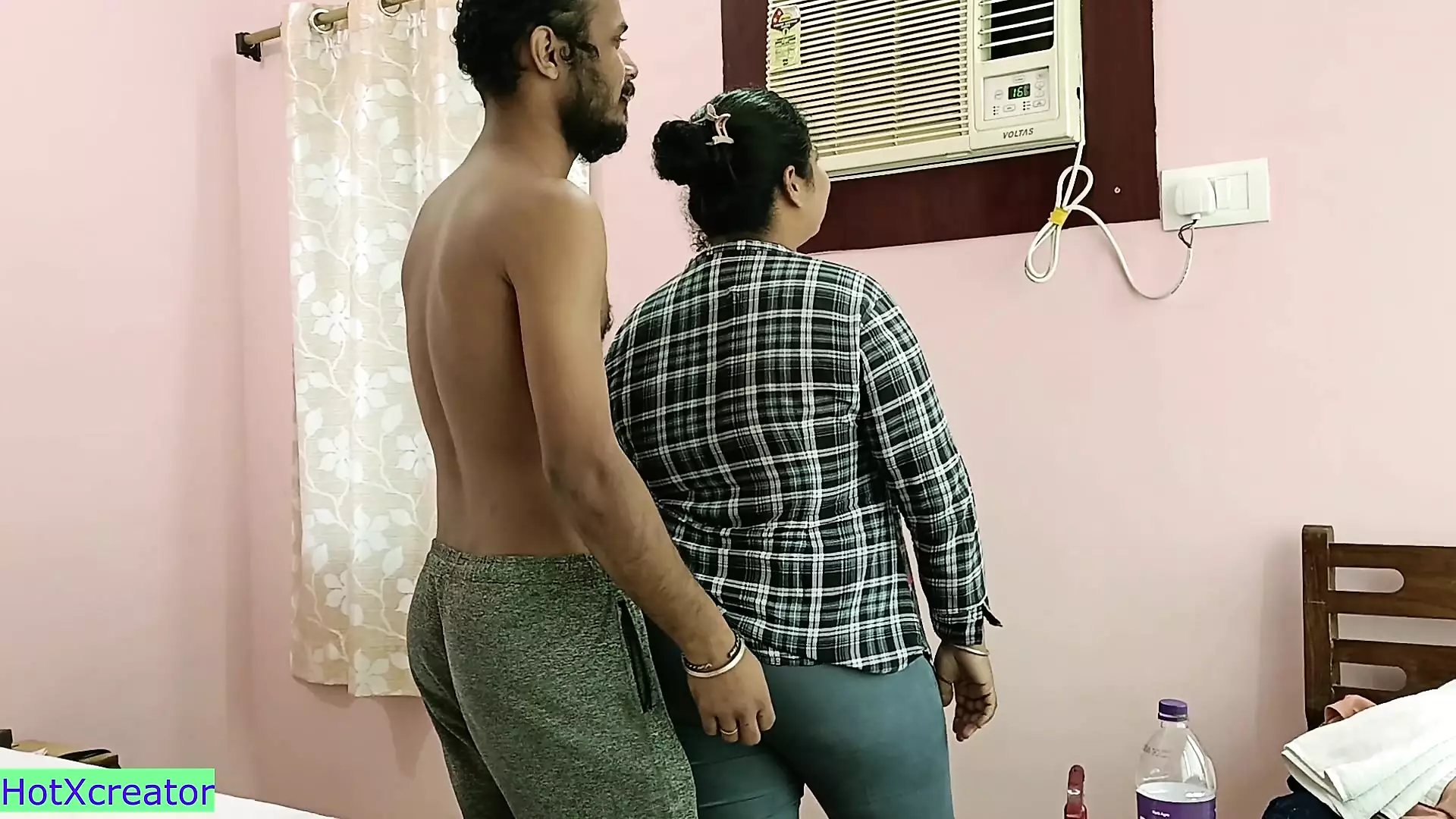 Indian Hot Bengali Girl Ko Hotel Pe Accha Se Chuda Desi Hot Sex | xHamster