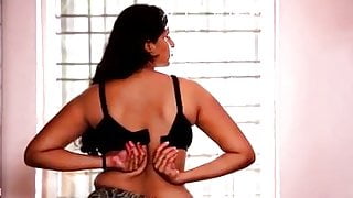Andhra hot MILF surekha reddy boobs