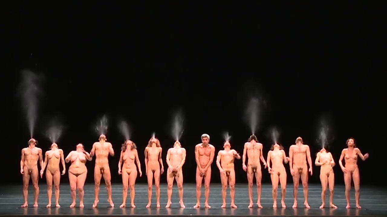 стриптиз которые танцуют голые парни фото 103