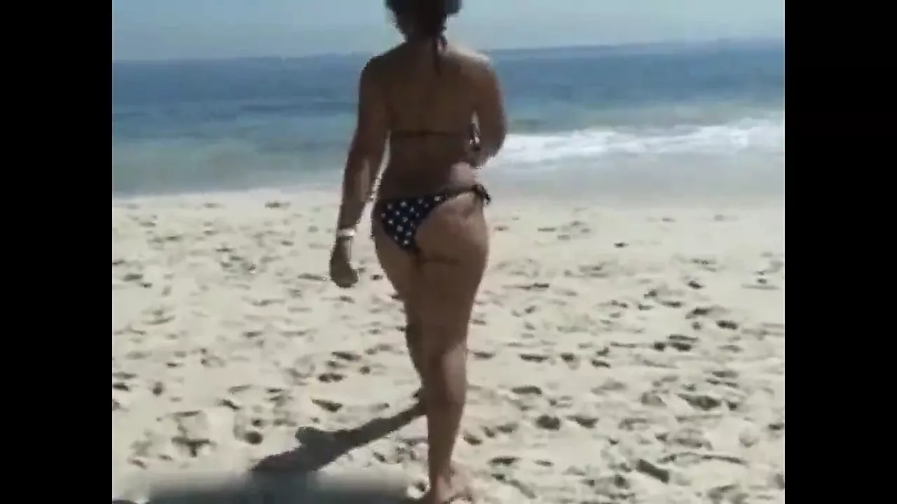 mature wife beach pick up