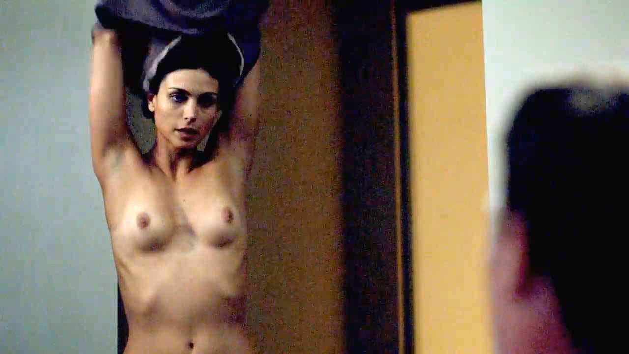 Morena Baccarin Nude Tits & Making out on... xHamster.